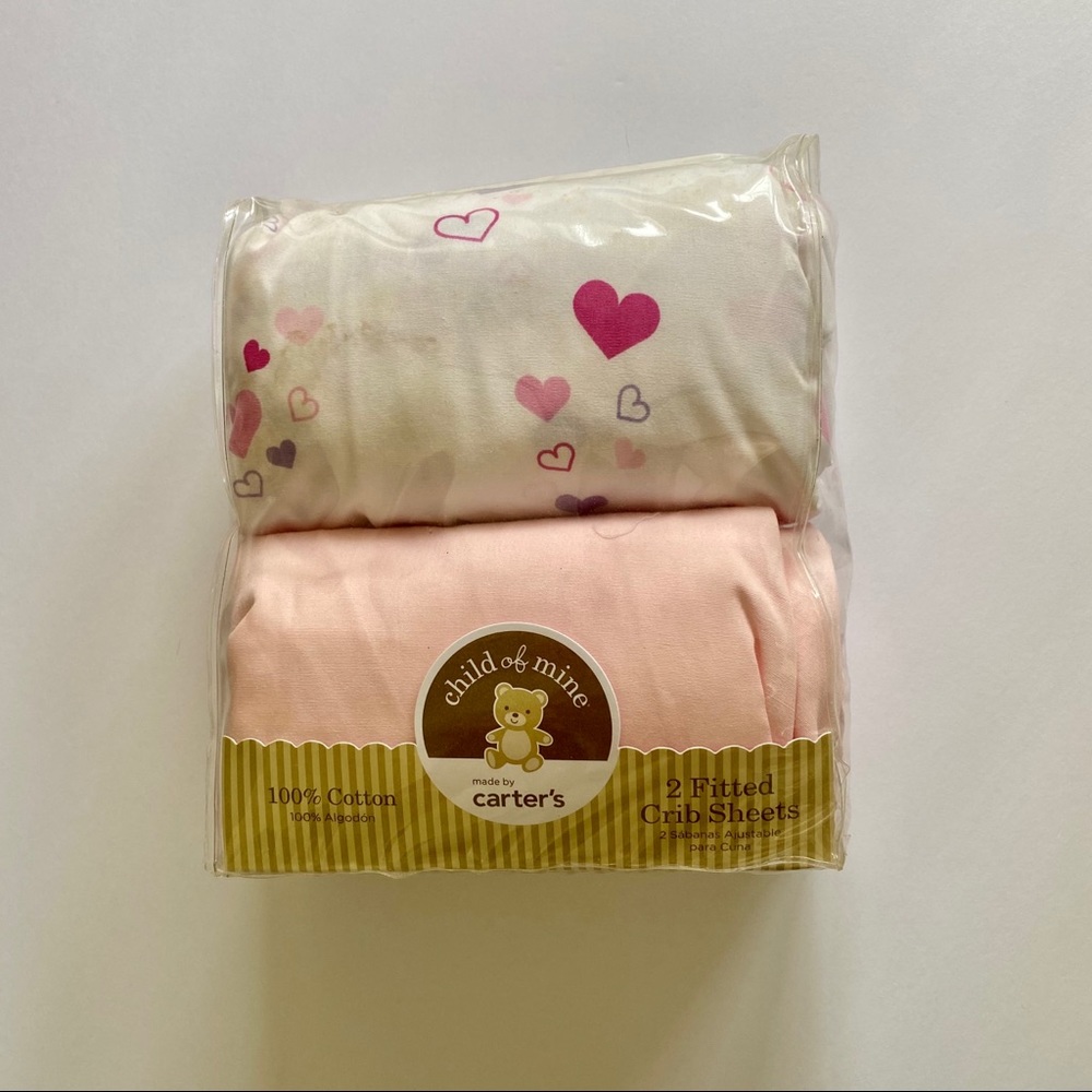 Carter’s baby girl’s fitted crib sheet set of 2